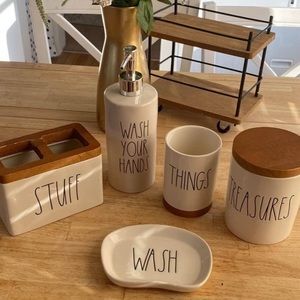 Rae Dunn bathroom set